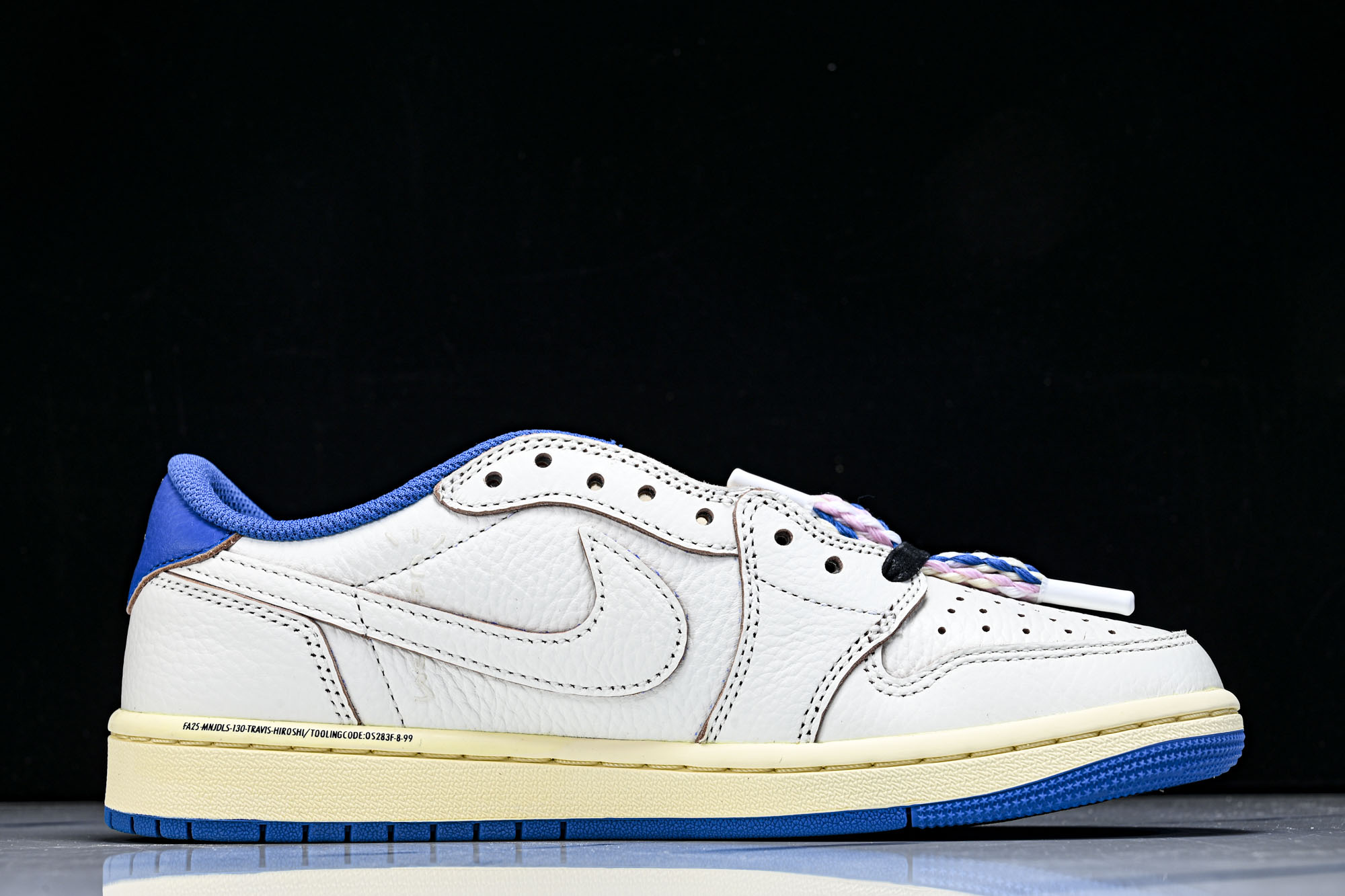 Fragment Design x Travis Scott Air Jordan 1 Low OG S