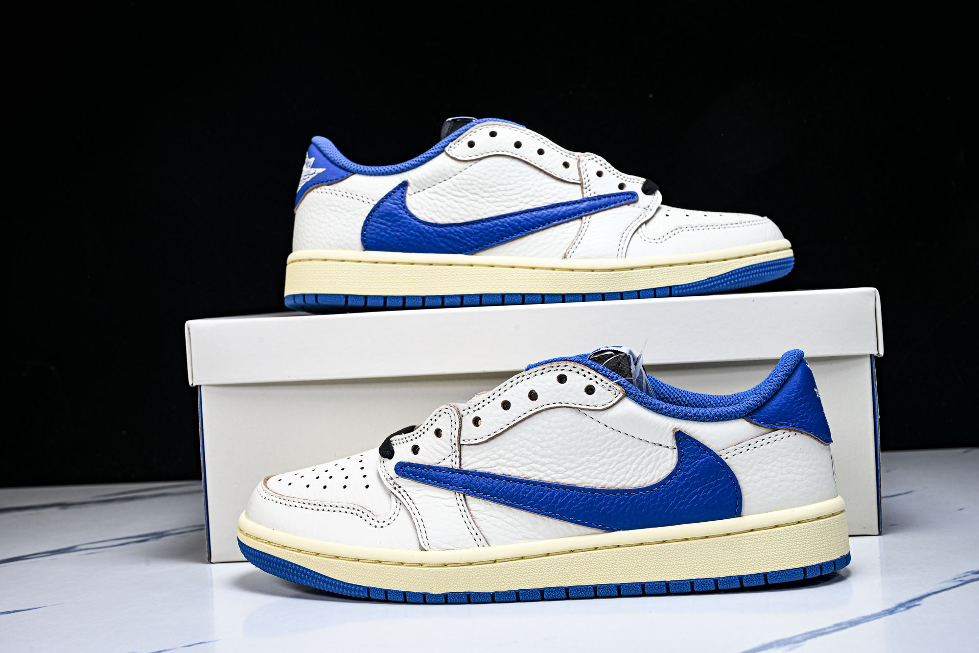 Fragment Design x Travis Scott Air Jordan 1 Low OG S