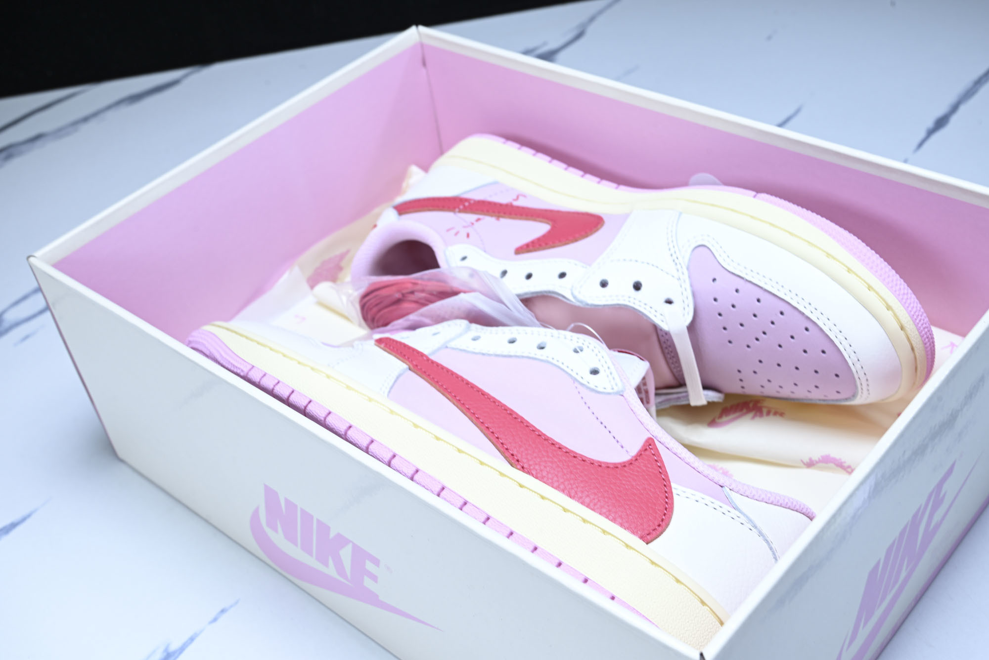 Travis Scott x Air Jordan 1 Low OG AJ1 乔1倒勾低帮 IQ7604
