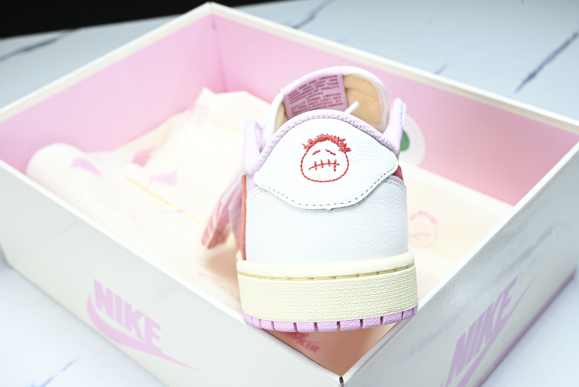 Travis Scott x Air Jordan 1 Low OG AJ1 乔1倒勾低帮 IQ7604