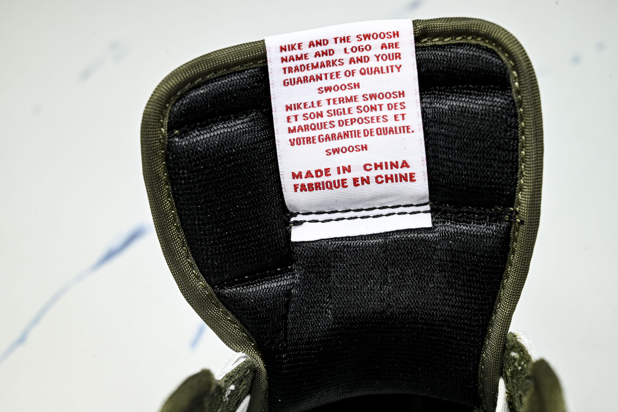 Travis Scott x Air Jordan 1 Low OG“Medium Olive”米绿 D