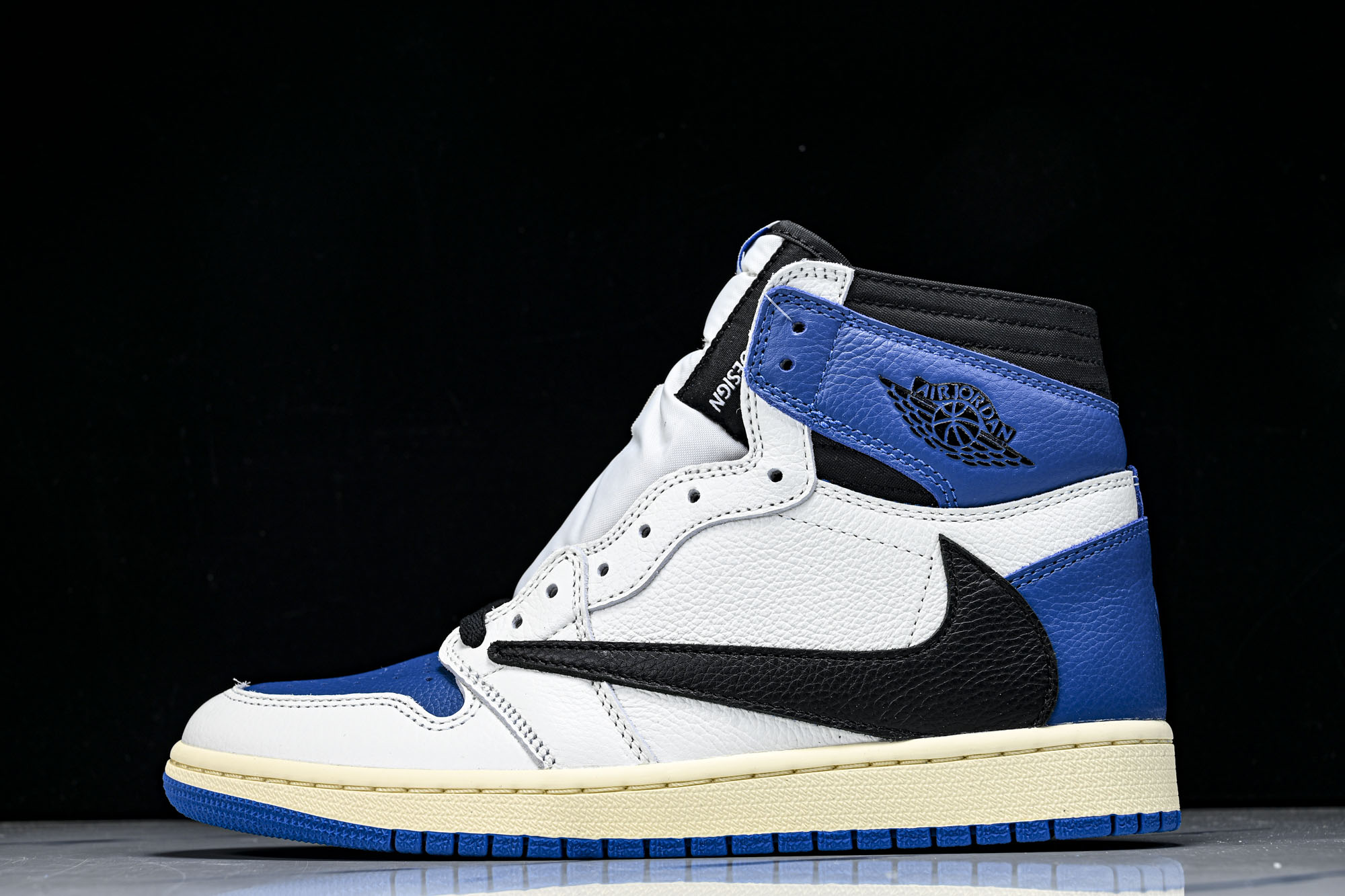 Travis Scott x Fragment x Air Jordan 1 High OG SP “M
