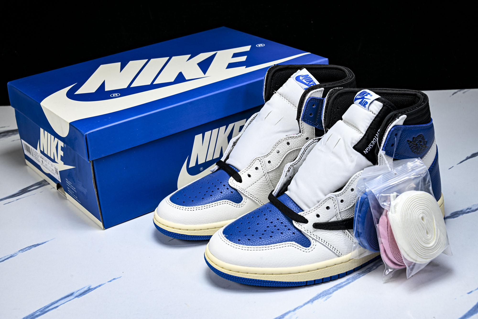 Travis Scott x Fragment x Air Jordan 1 High OG SP “M