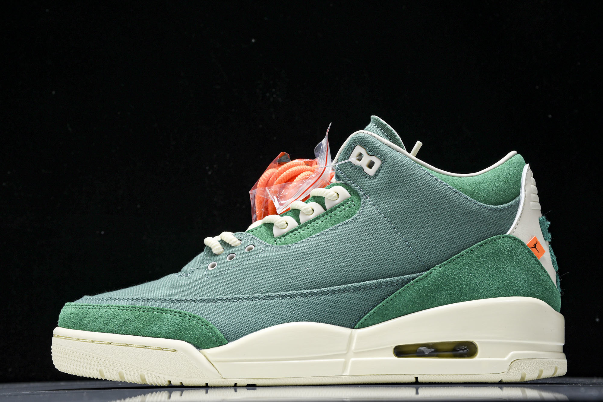WMNS AIR JORDAN 3 RETRO OG SP 纽约艺术家联名 FZ7974-300 #YZ