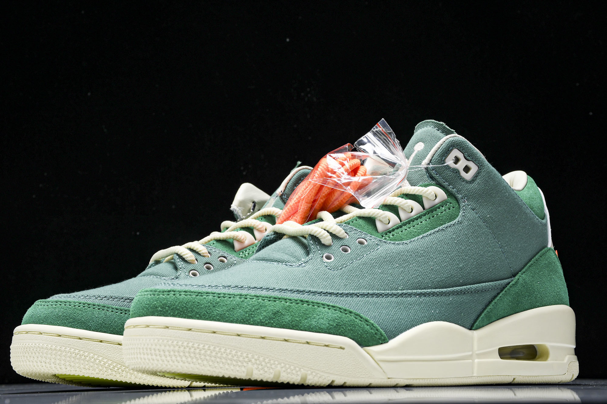 WMNS AIR JORDAN 3 RETRO OG SP 纽约艺术家联名 FZ7974-300 #YZ