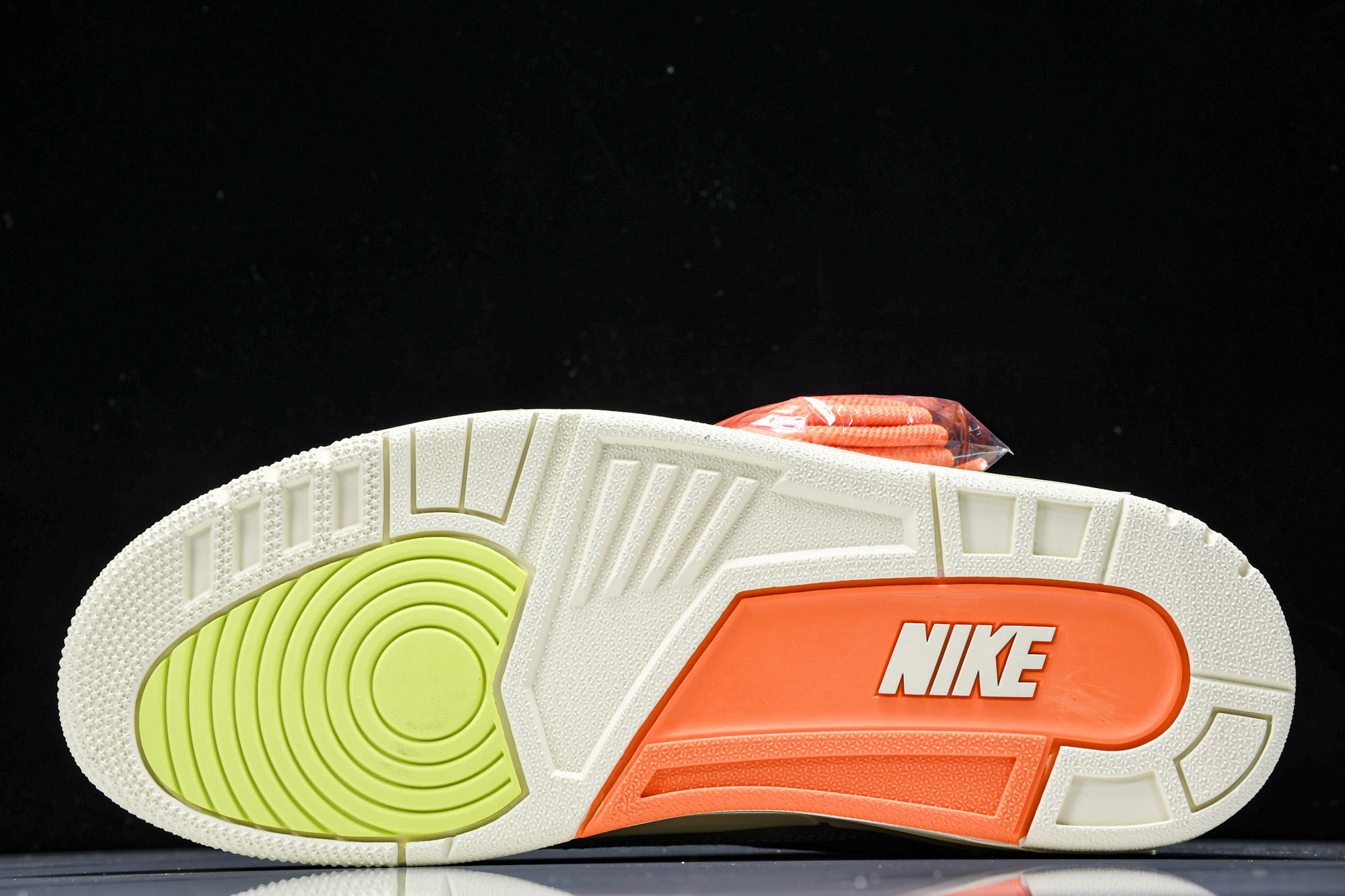 WMNS AIR JORDAN 3 RETRO OG SP 纽约艺术家联名 FZ7974-300 #YZ