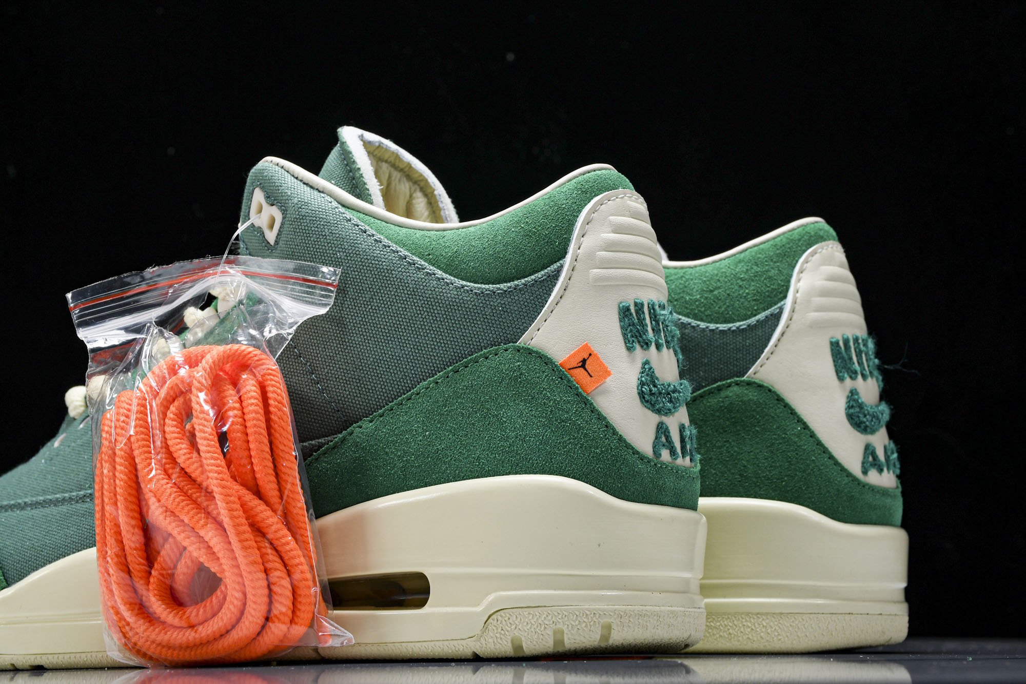 WMNS AIR JORDAN 3 RETRO OG SP 纽约艺术家联名 FZ7974-300 #YZ