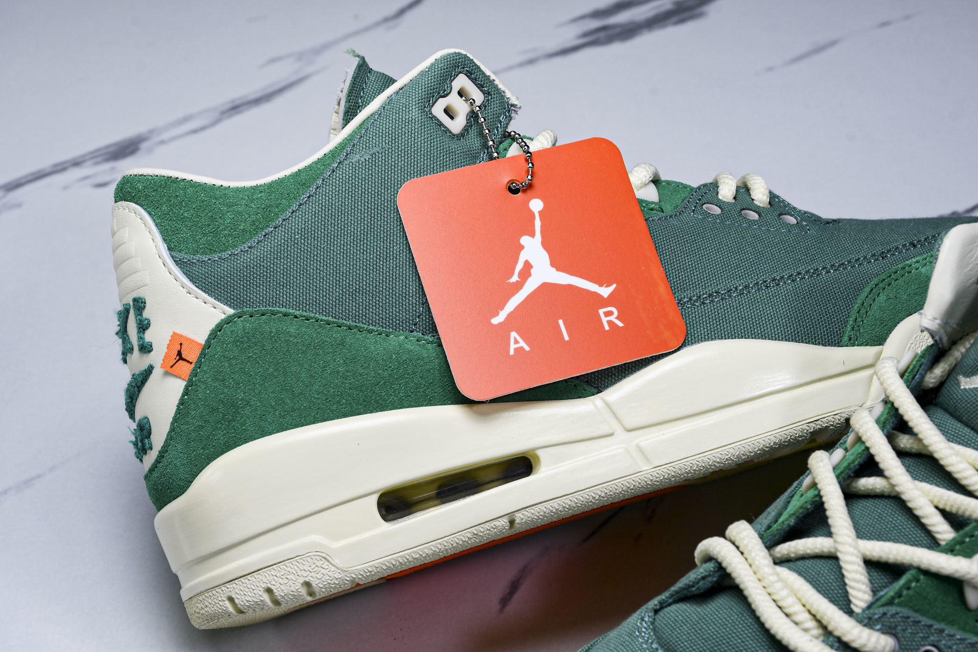 WMNS AIR JORDAN 3 RETRO OG SP 纽约艺术家联名 FZ7974-300 #YZ