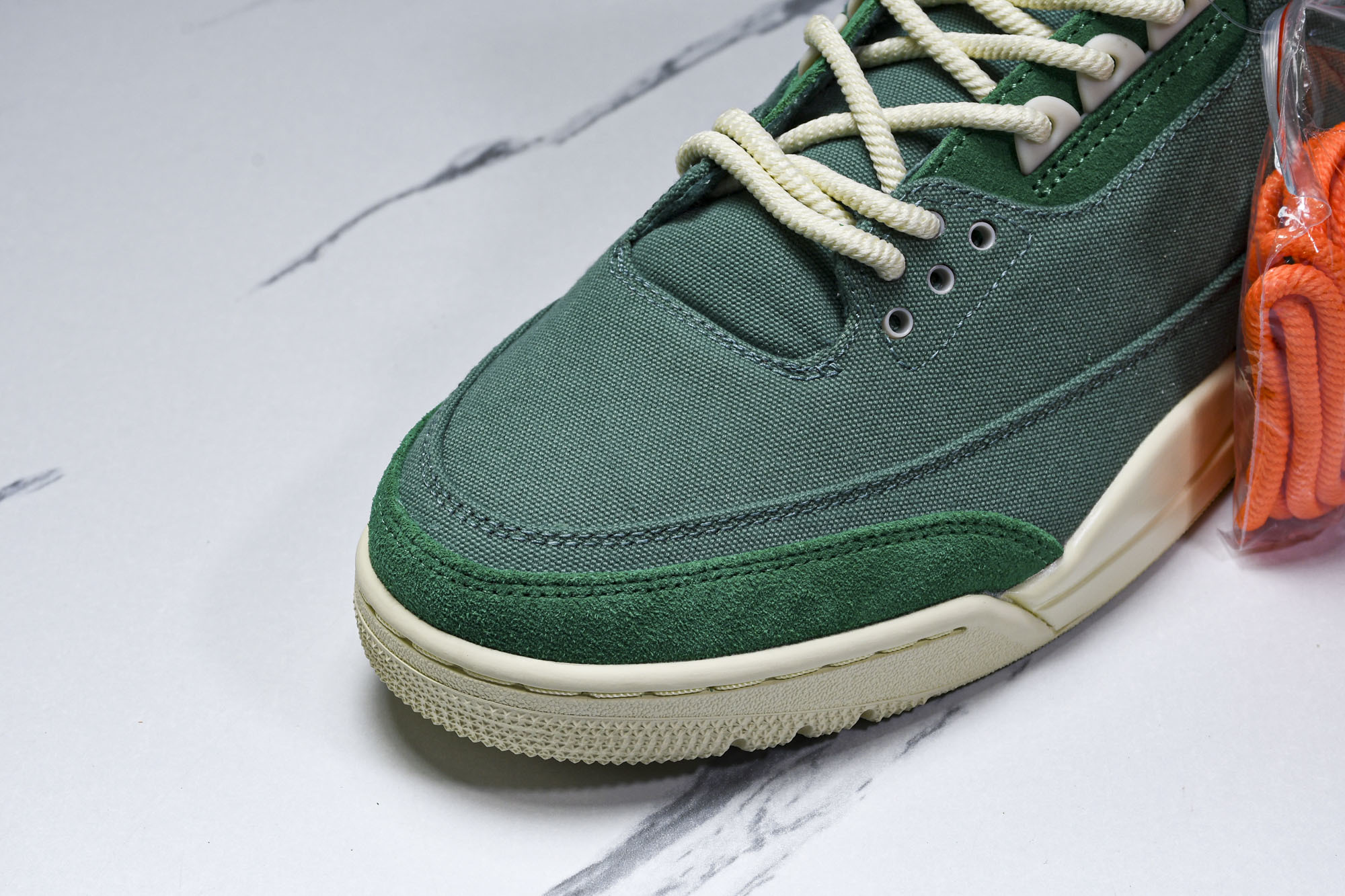 WMNS AIR JORDAN 3 RETRO OG SP 纽约艺术家联名 FZ7974-300 #YZ