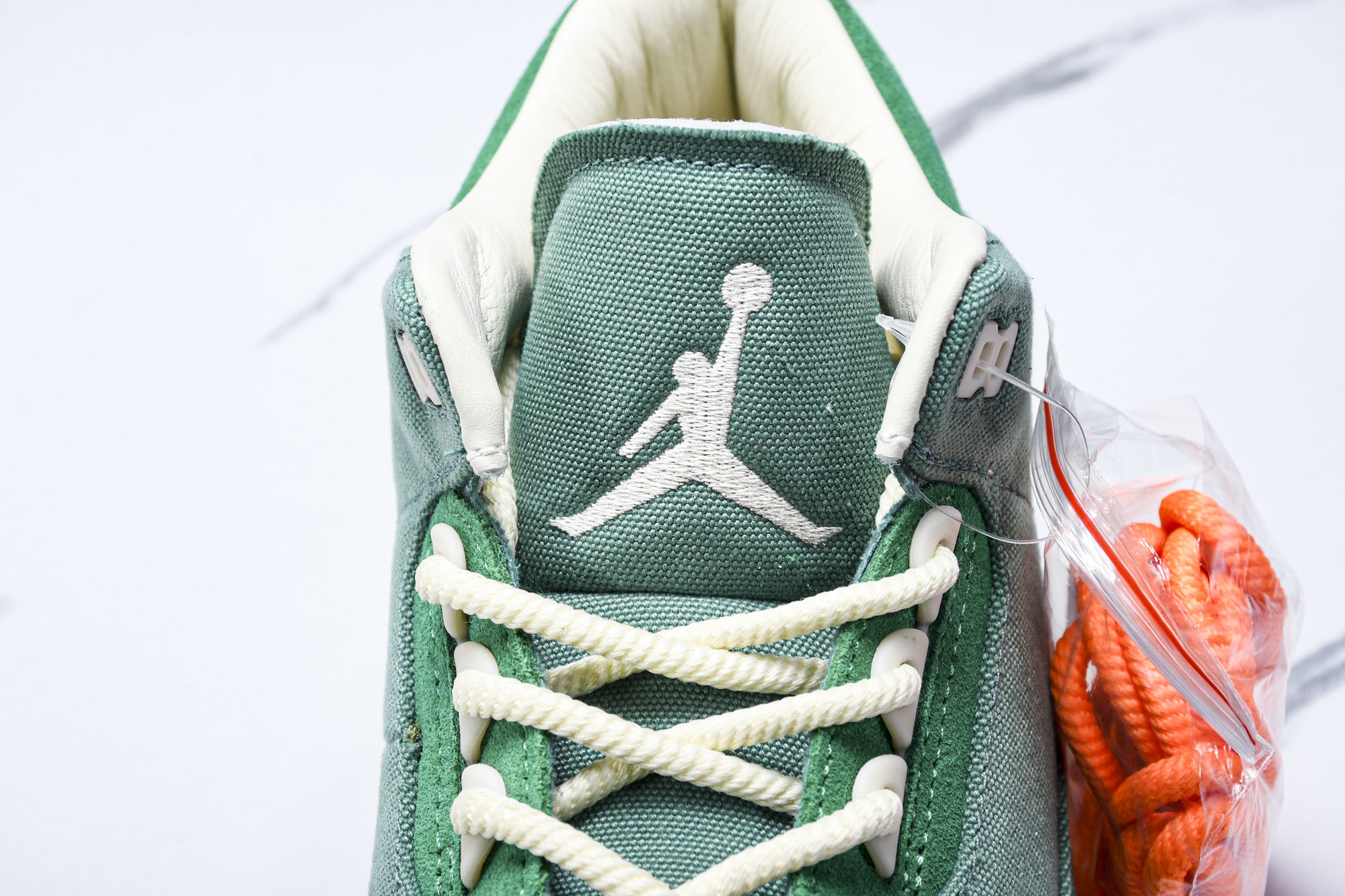 WMNS AIR JORDAN 3 RETRO OG SP 纽约艺术家联名 FZ7974-300 #YZ