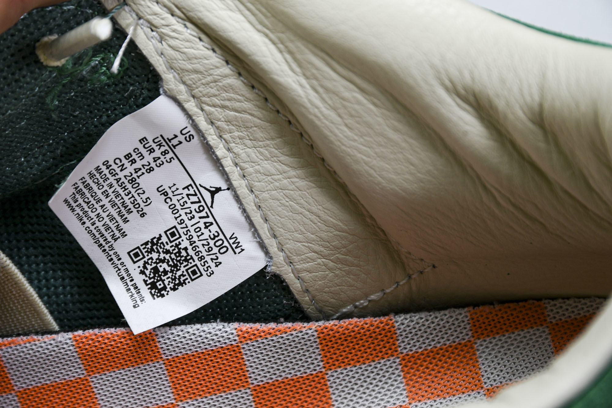 WMNS AIR JORDAN 3 RETRO OG SP 纽约艺术家联名 FZ7974-300 #YZ