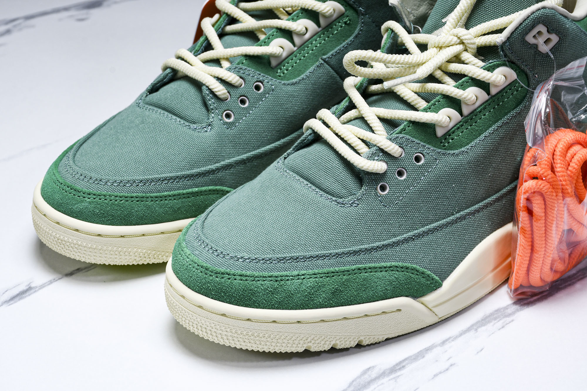 WMNS AIR JORDAN 3 RETRO OG SP 纽约艺术家联名 FZ7974-300 #YZ