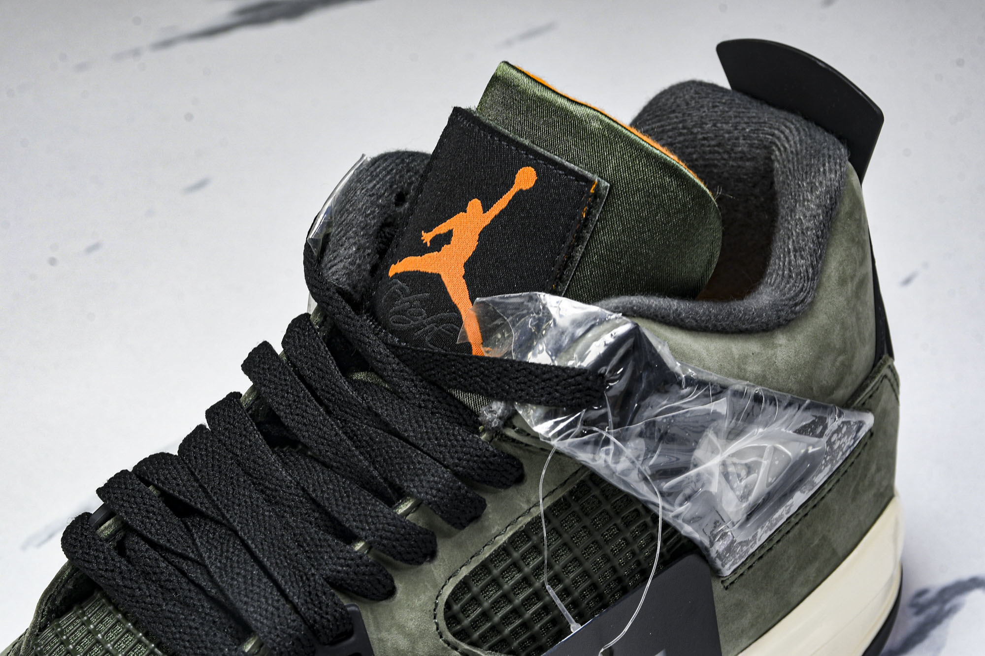 Air Jordan 4 Retro OG SP Undefeated 军绿 IB1519-200 #Y