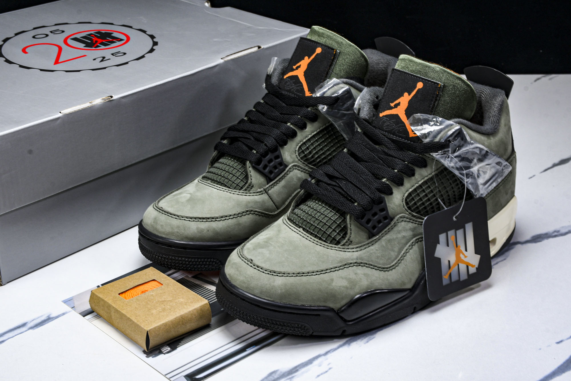 Air Jordan 4 Retro OG SP Undefeated 军绿 IB1519-200 #Y