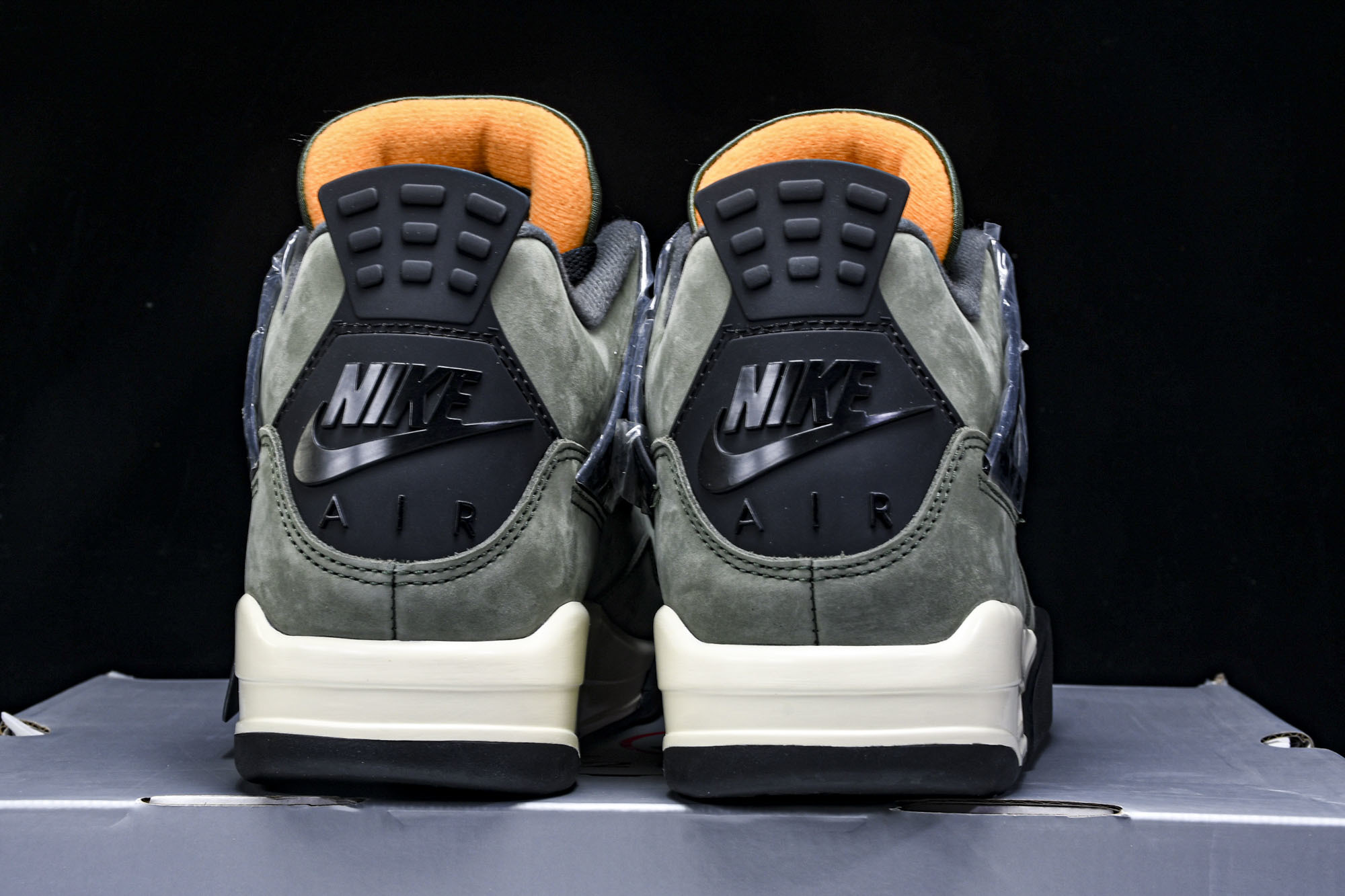 Air Jordan 4 Retro OG SP Undefeated 军绿 IB1519-200 #Y