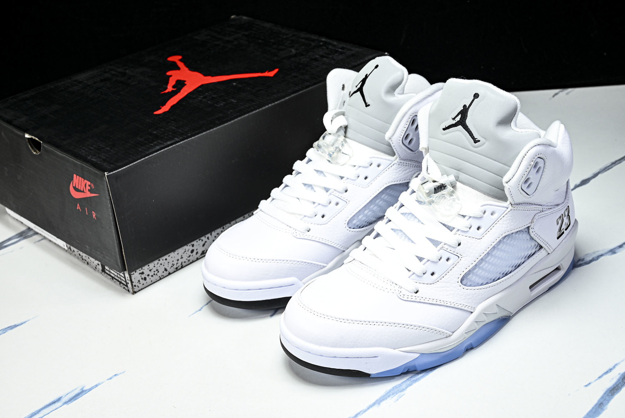 Air Jordan 5 Retro _White Metallic_ AJ5 乔5白银 HQ7978-