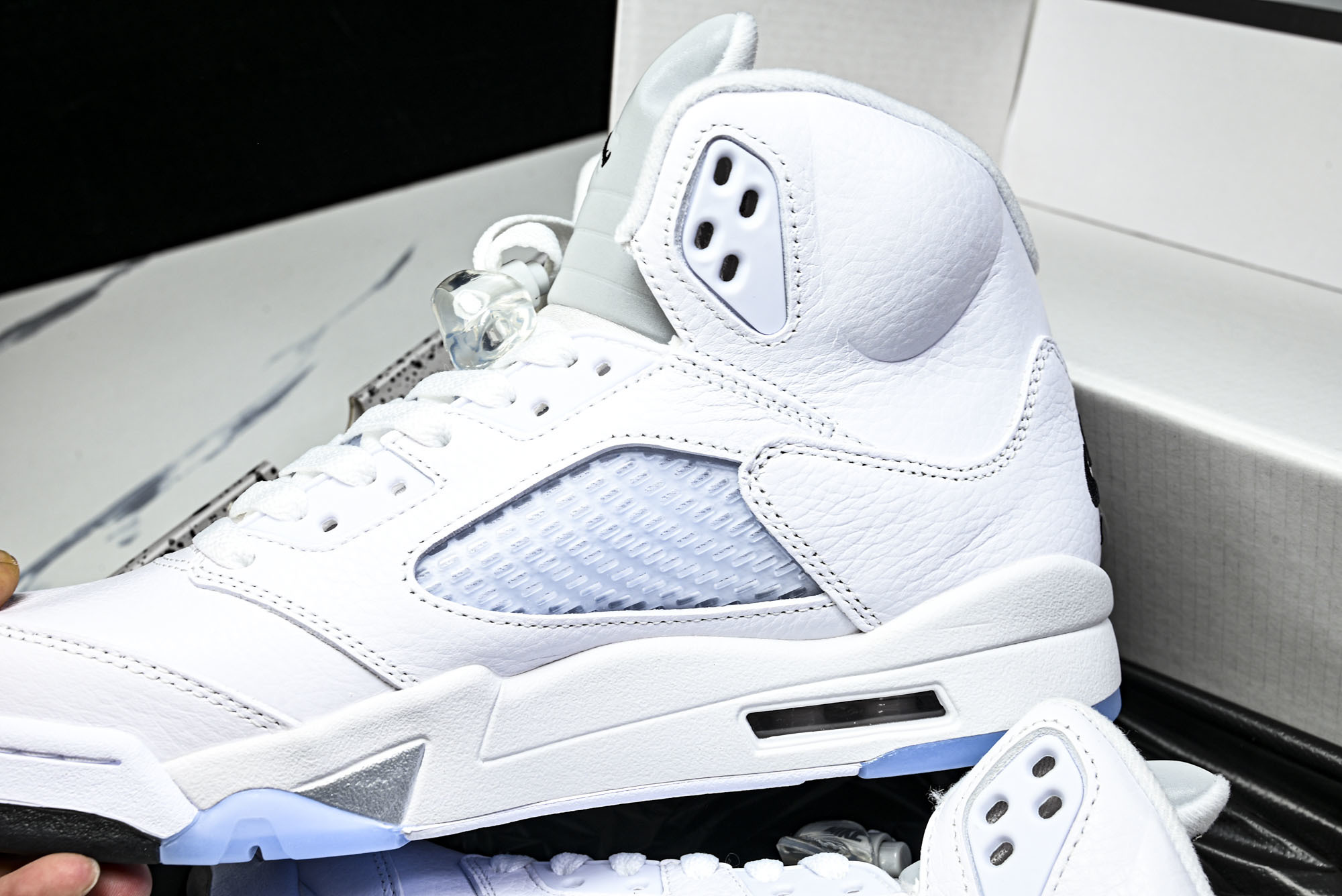 Air Jordan 5 Retro _White Metallic_ AJ5 乔5白银 HQ7978-