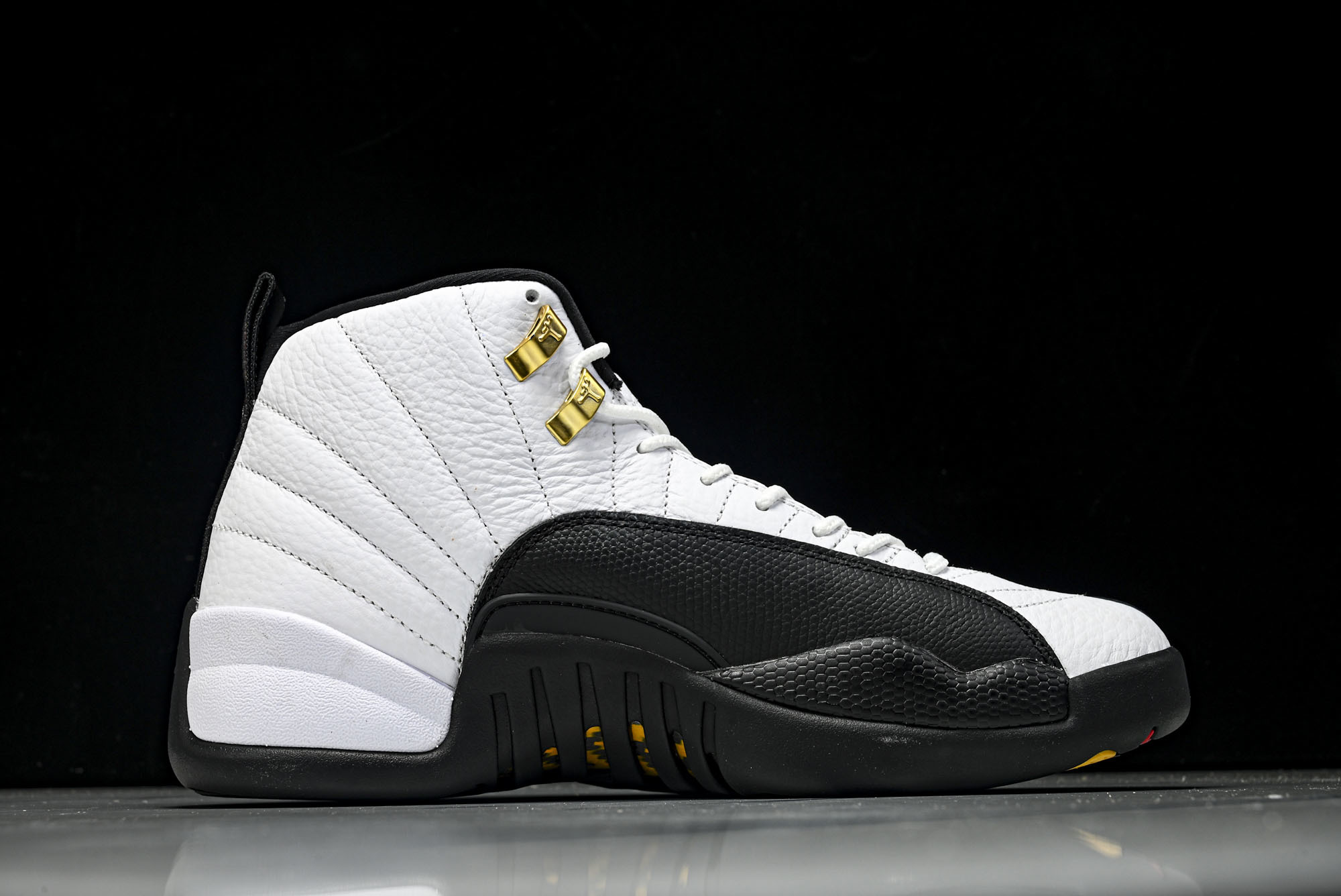 Air Jordan 12 Retro _Taxi_ AJ12 乔132元年复刻 金扣 CT8013 1