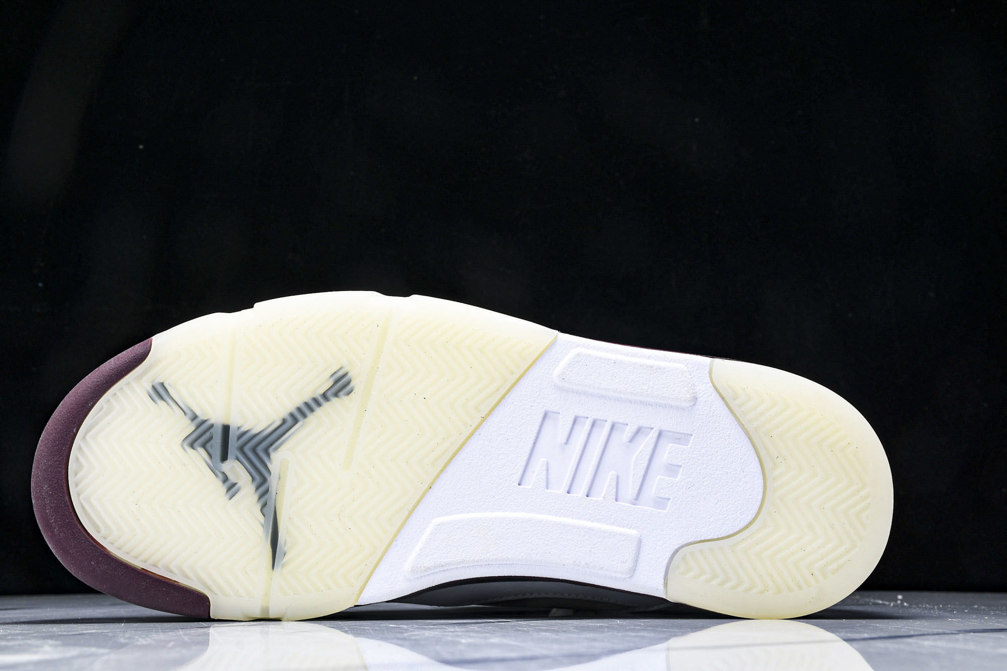 Maniére x Air Jordan 5 Retro OG AM '紫罗兰矿石色 IB1528-10
