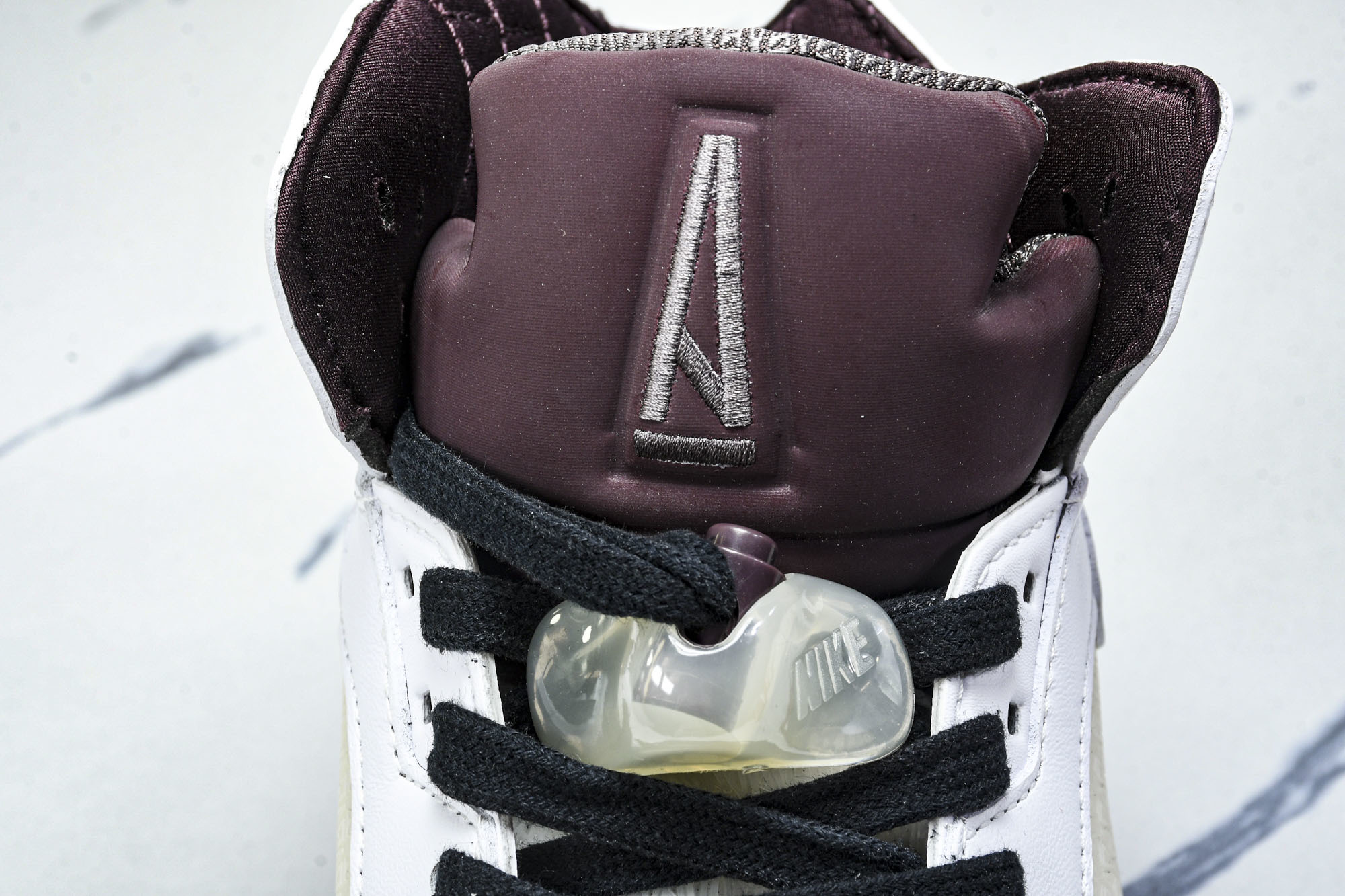 Maniére x Air Jordan 5 Retro OG AM '紫罗兰矿石色 IB1528-10