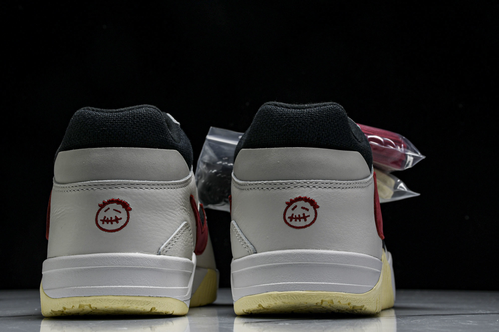 Travis Scott x Jordan Jumpman Jack TR“University Red
