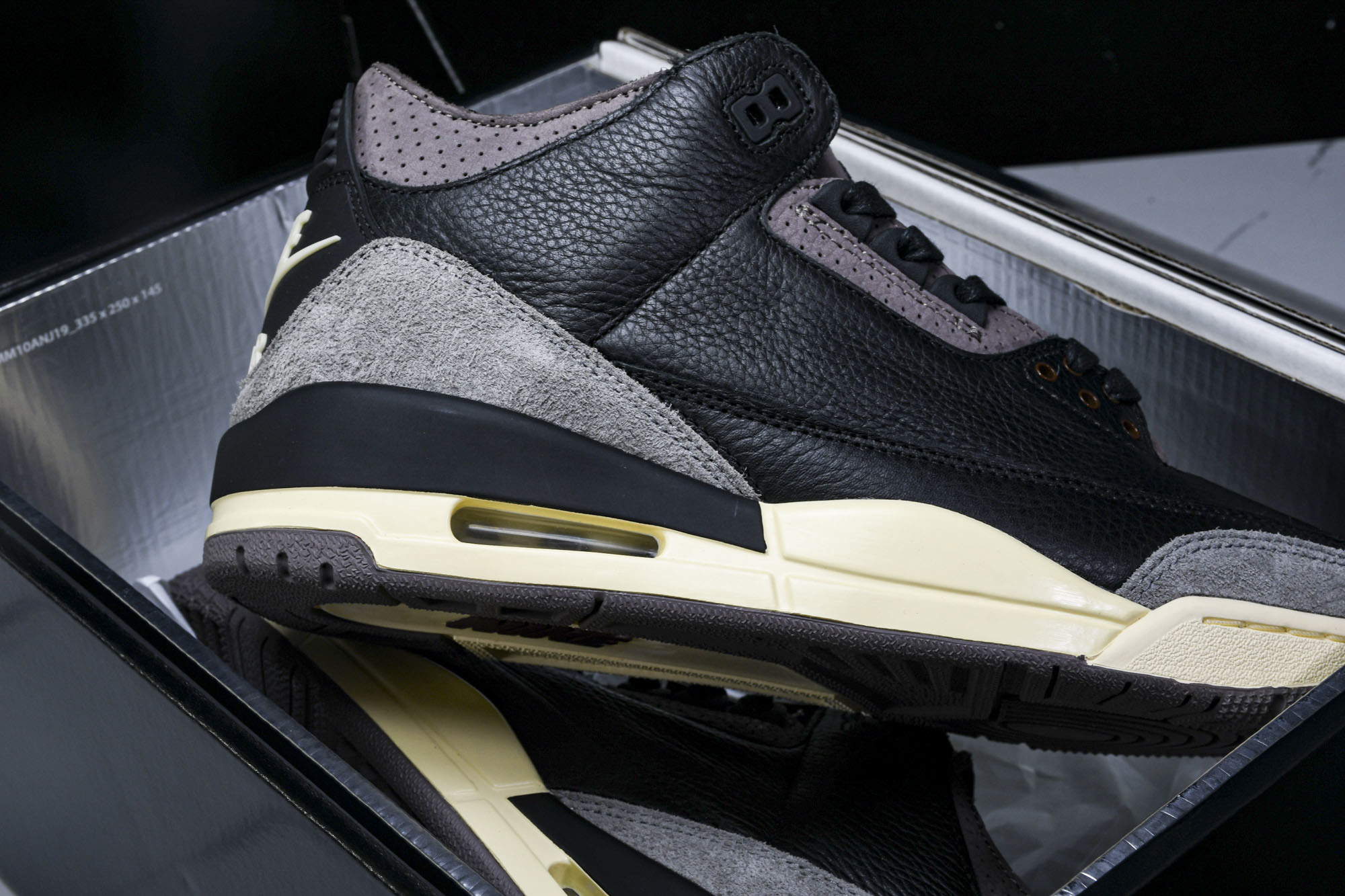 WMNS Air Jordan 3 Retro OG SP 黑灰红 FZ4811-001 #YZ015大