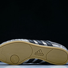 Adidas originals Taekwondo Low 跆拳道系列 经典复古薄底训练慢跑鞋JH96 Adidas originals Taekwondo Low 跆拳道系列 经典复古薄底训练慢跑鞋JH96