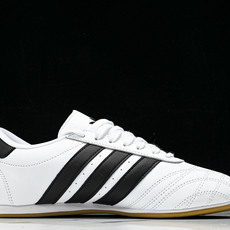 Adidas originals Taekwondo Low 跆拳道系列 经典复古薄底训练慢跑鞋JS11 Adidas originals Taekwondo Low 跆拳道系列 经典复古薄底训练慢跑鞋JS11