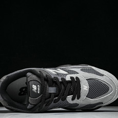 New Balance 603系列复古透气休闲运动慢跑鞋M6032DK #YZ039✦设计风格:承袭 New Balance 603系列复古透气休闲运动慢跑鞋M6032DK #YZ039✦设计风格:承袭