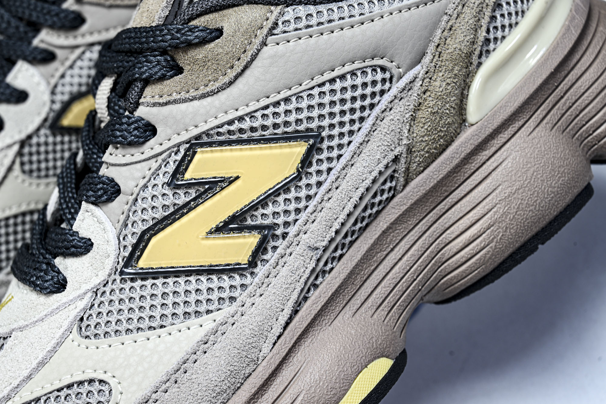 New Balance 603系列复古透气休闲运动慢跑鞋M6034UU #YZ039✦设计风格‌:承袭 