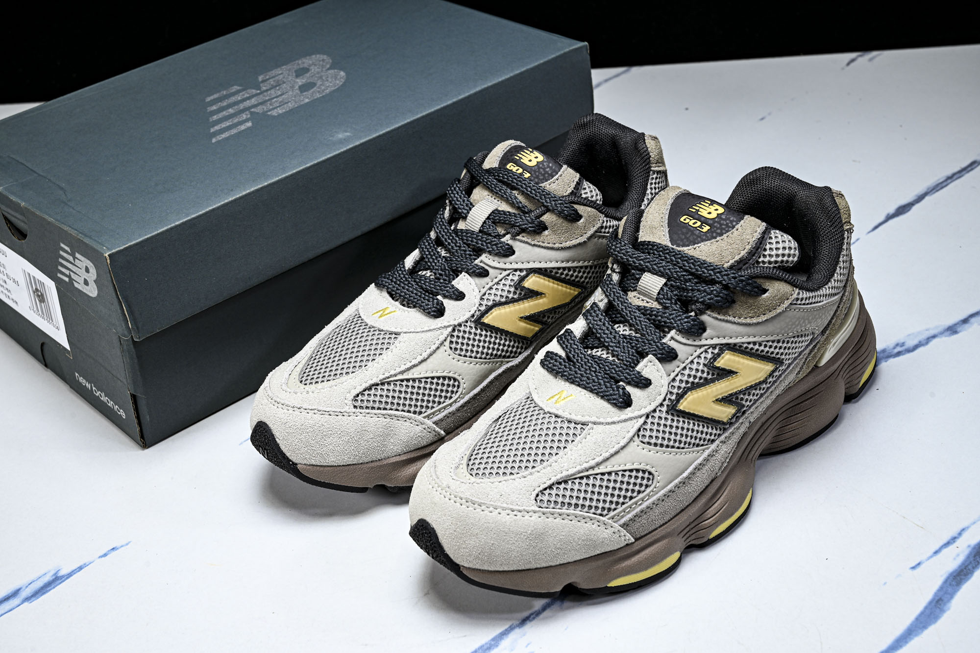 New Balance 603系列复古透气休闲运动慢跑鞋M6034UU #YZ039✦设计风格‌:承袭 
