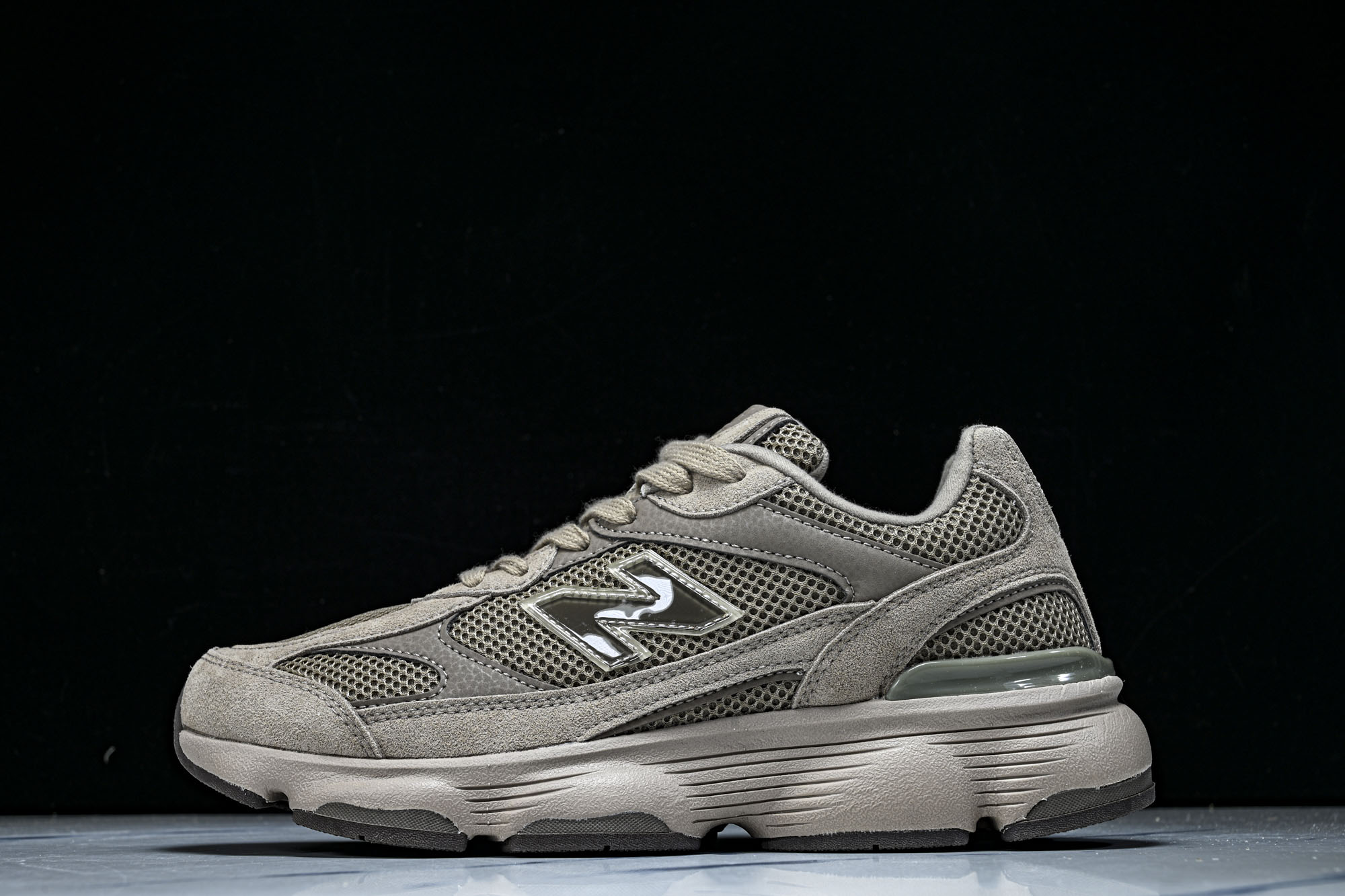 New Balance 603系列复古透气休闲运动慢跑鞋M6035RC #YZ039✦设计风格‌:承袭 