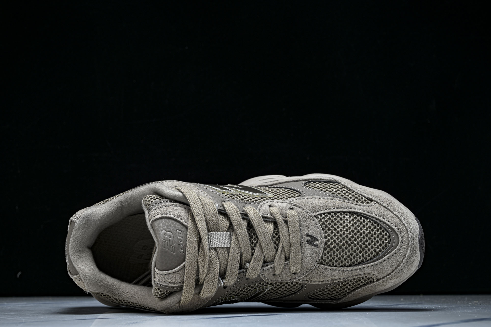 New Balance 603系列复古透气休闲运动慢跑鞋M6035RC #YZ039✦设计风格‌:承袭 