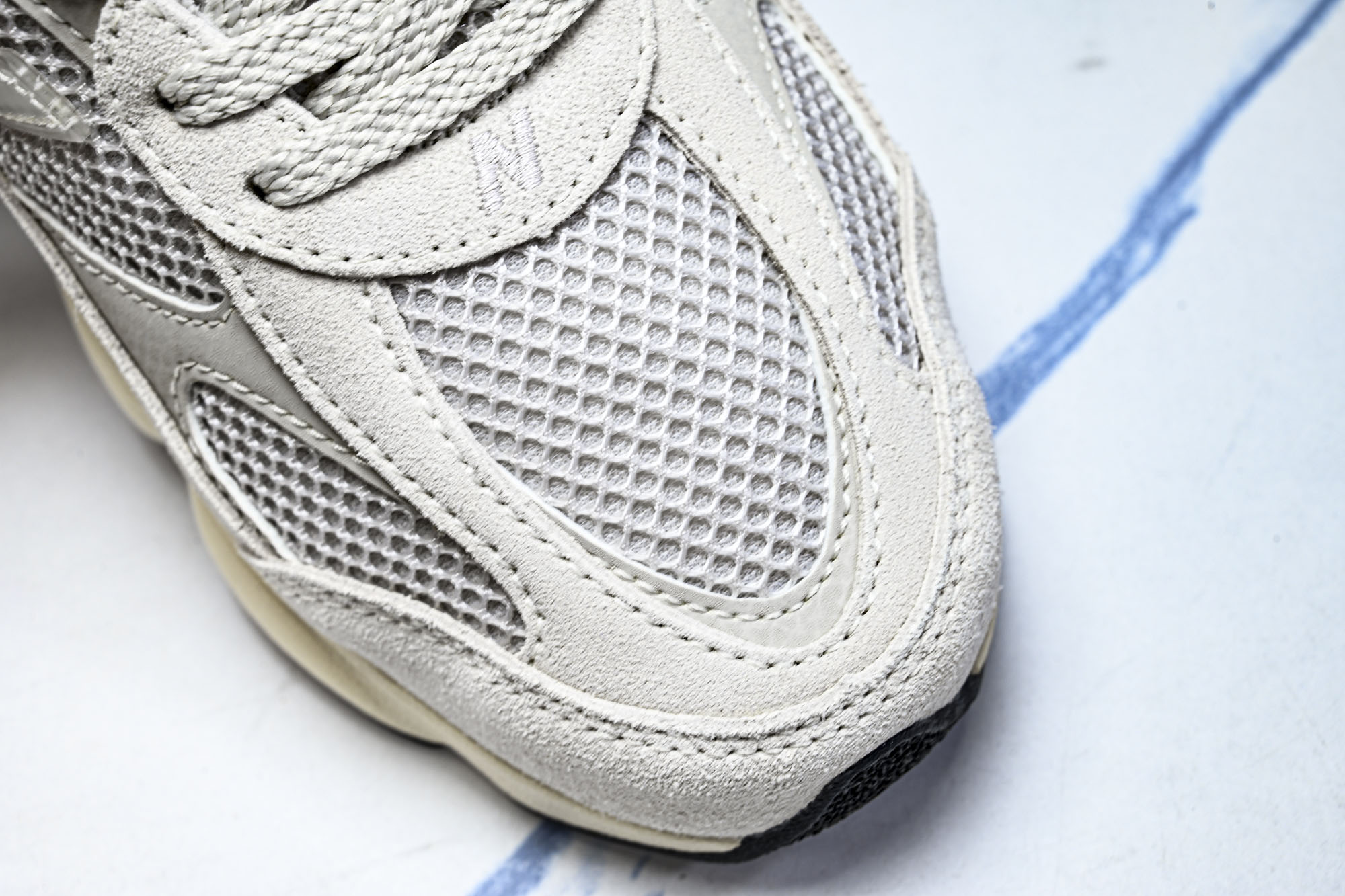 New Balance 603系列复古透气休闲运动慢跑鞋M6037FM #YZ039✦设计风格‌:承袭 