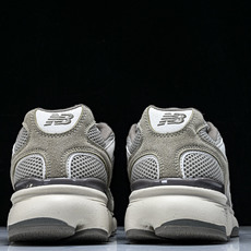 New Balance 603系列复古透气休闲运动慢跑鞋M6038ER #YZ039✦设计风格:承袭 New Balance 603系列复古透气休闲运动慢跑鞋M6038ER #YZ039✦设计风格:承袭