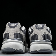 New Balance 603系列复古透气休闲运动慢跑鞋M6039KF #YZ039✦设计风格:承袭 New Balance 603系列复古透气休闲运动慢跑鞋M6039KF #YZ039✦设计风格:承袭