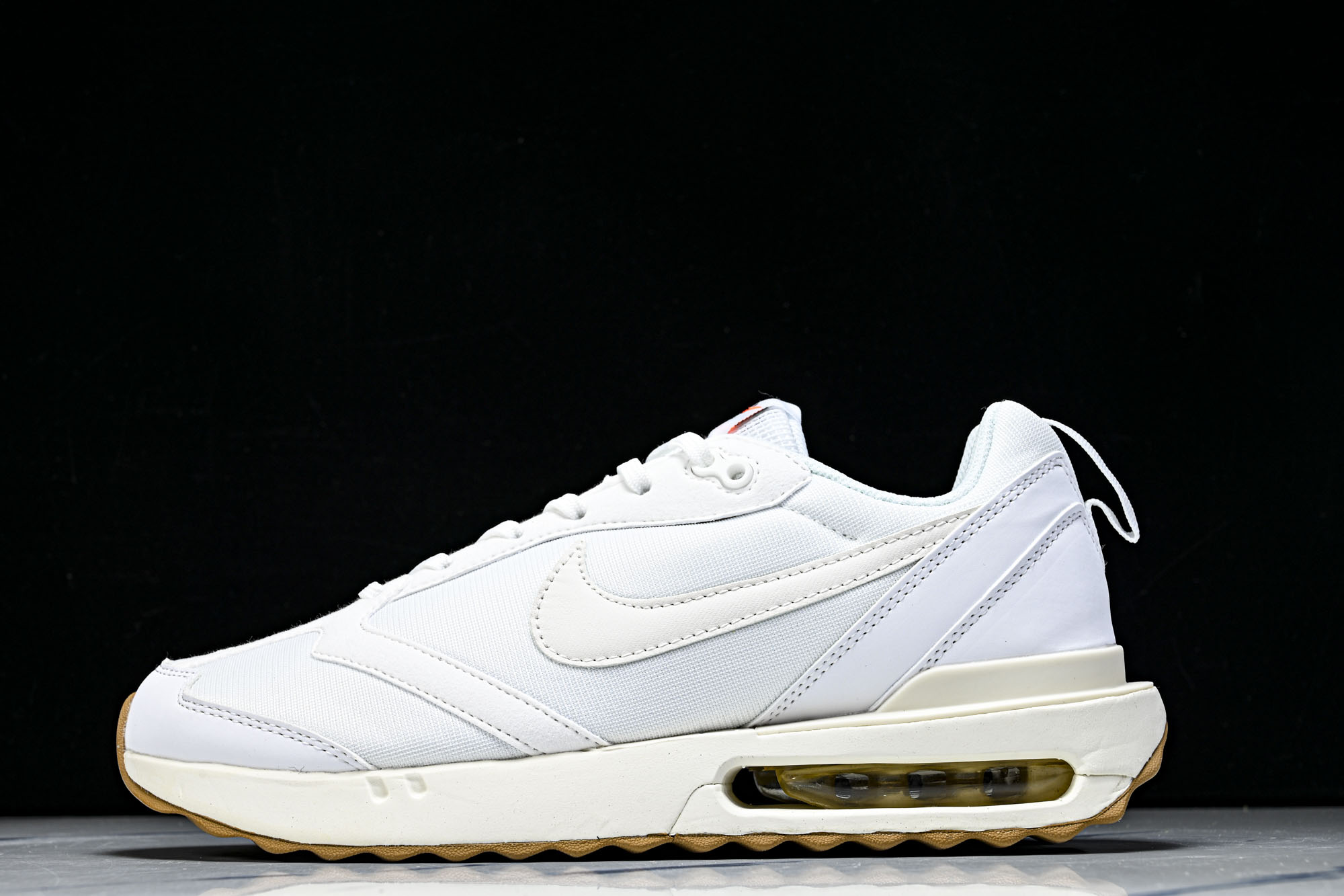 Nike Air Max Dawn 全新缓震气垫跑鞋 DM0013-105 #YZ03936 36.5 