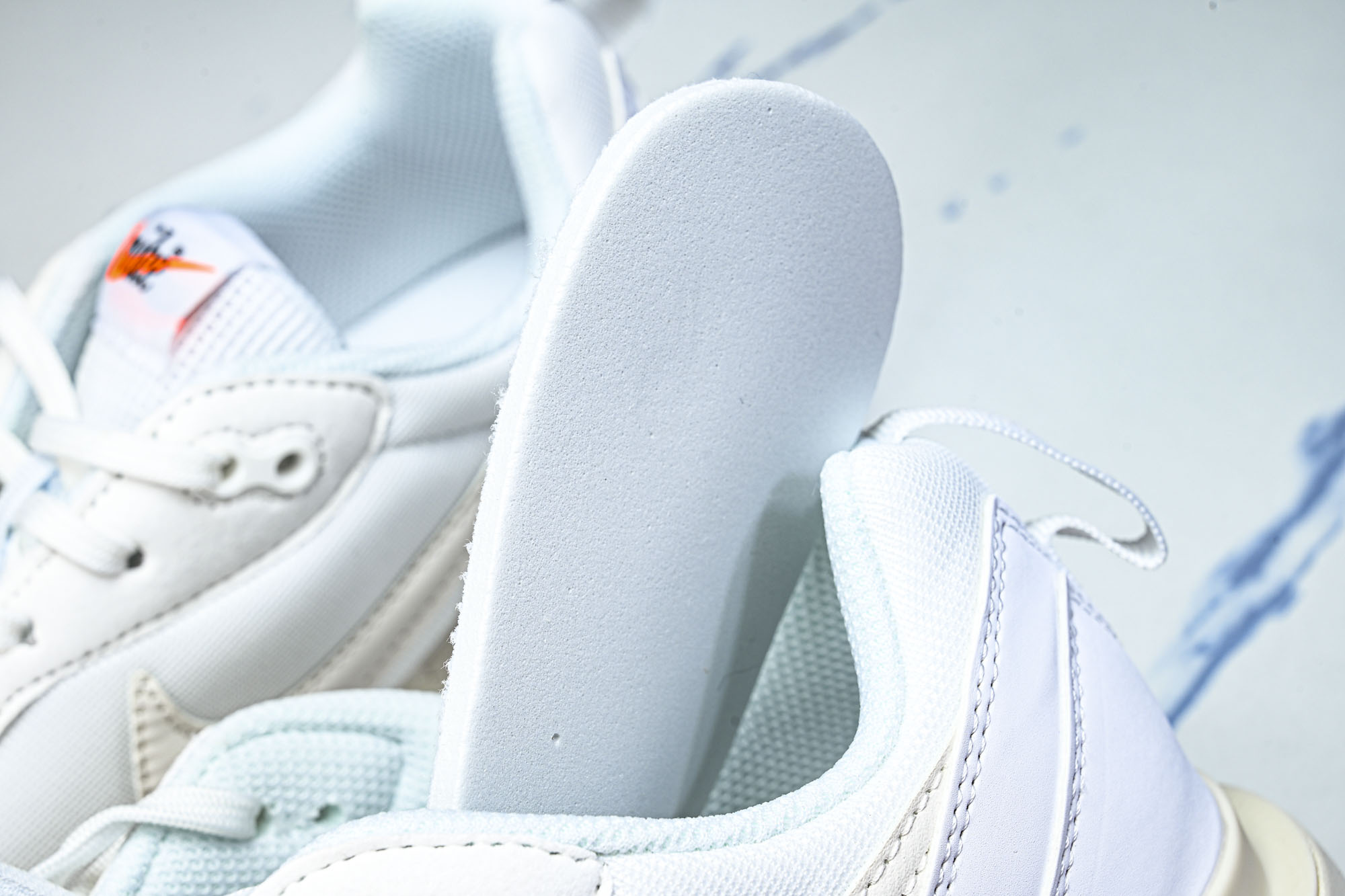 Nike Air Max Dawn 全新缓震气垫跑鞋 DM0013-105 #YZ03936 36.5 