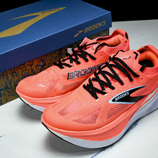 Brooks Hyperion Max 3 布鲁克斯 减震竞速马拉松专业跑鞋 D670 #YZ03936 Brooks Hyperion Max 3 布鲁克斯 减震竞速马拉松专业跑鞋 D670 #YZ03936