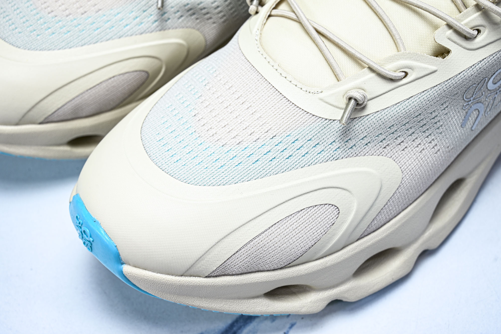 Loewe x ON 罗意威昂跑联名Running Cloudsolo男女情侣款运动鞋3MF #YZ01