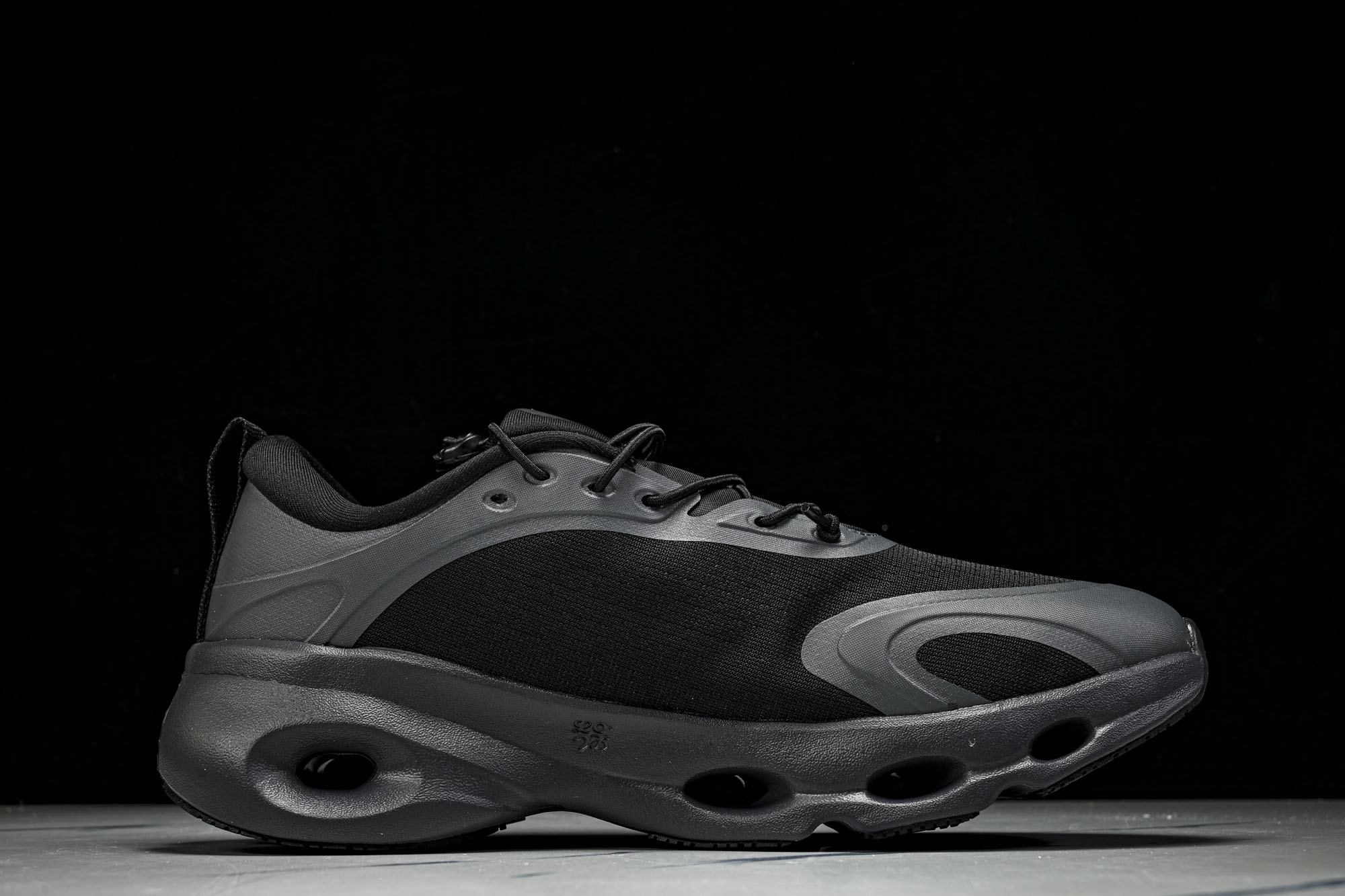 Loewe x ON 罗意威昂跑联名Running Cloudsolo男女情侣款运动鞋3MF #YZ01