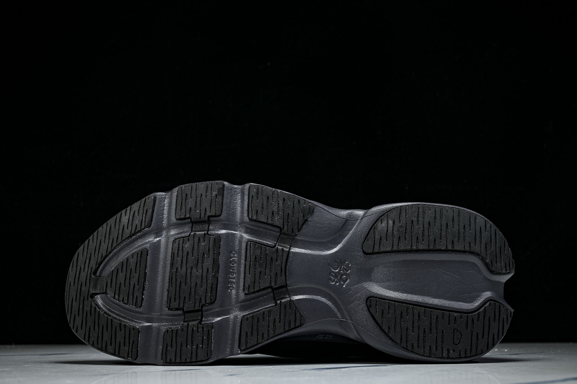 Loewe x ON 罗意威昂跑联名Running Cloudsolo男女情侣款运动鞋3MF #YZ01