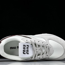 Miumiu Calzature Donna 徳训平底休闲生活鞋 #YZ01136 36.5 37 37 Miumiu Calzature Donna 徳训平底休闲生活鞋 #YZ01136 36.5 37 37