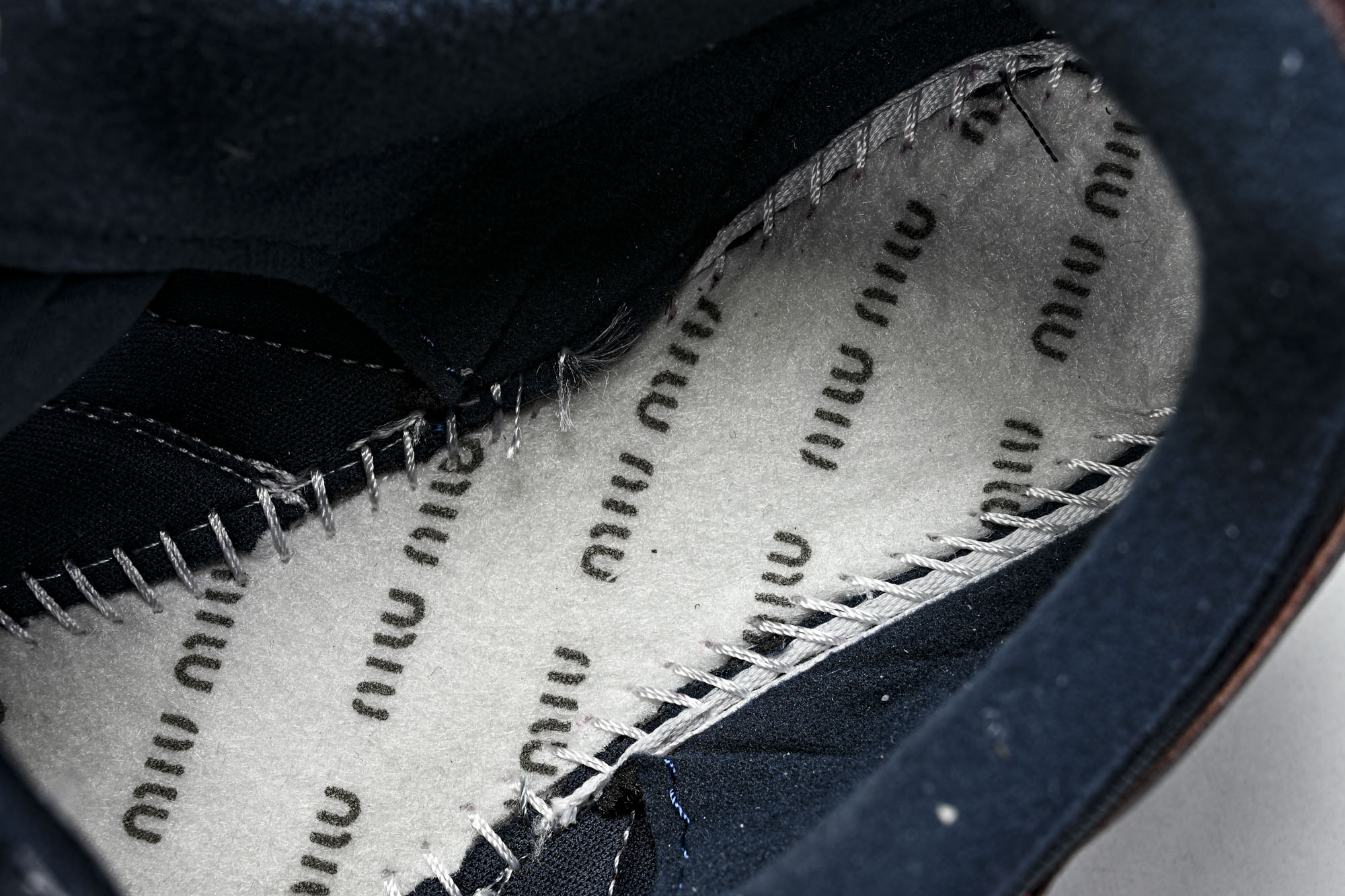 Miumiu Calzature Donna 徳训平底休闲生活鞋_2  #YZ01136 36.5 37