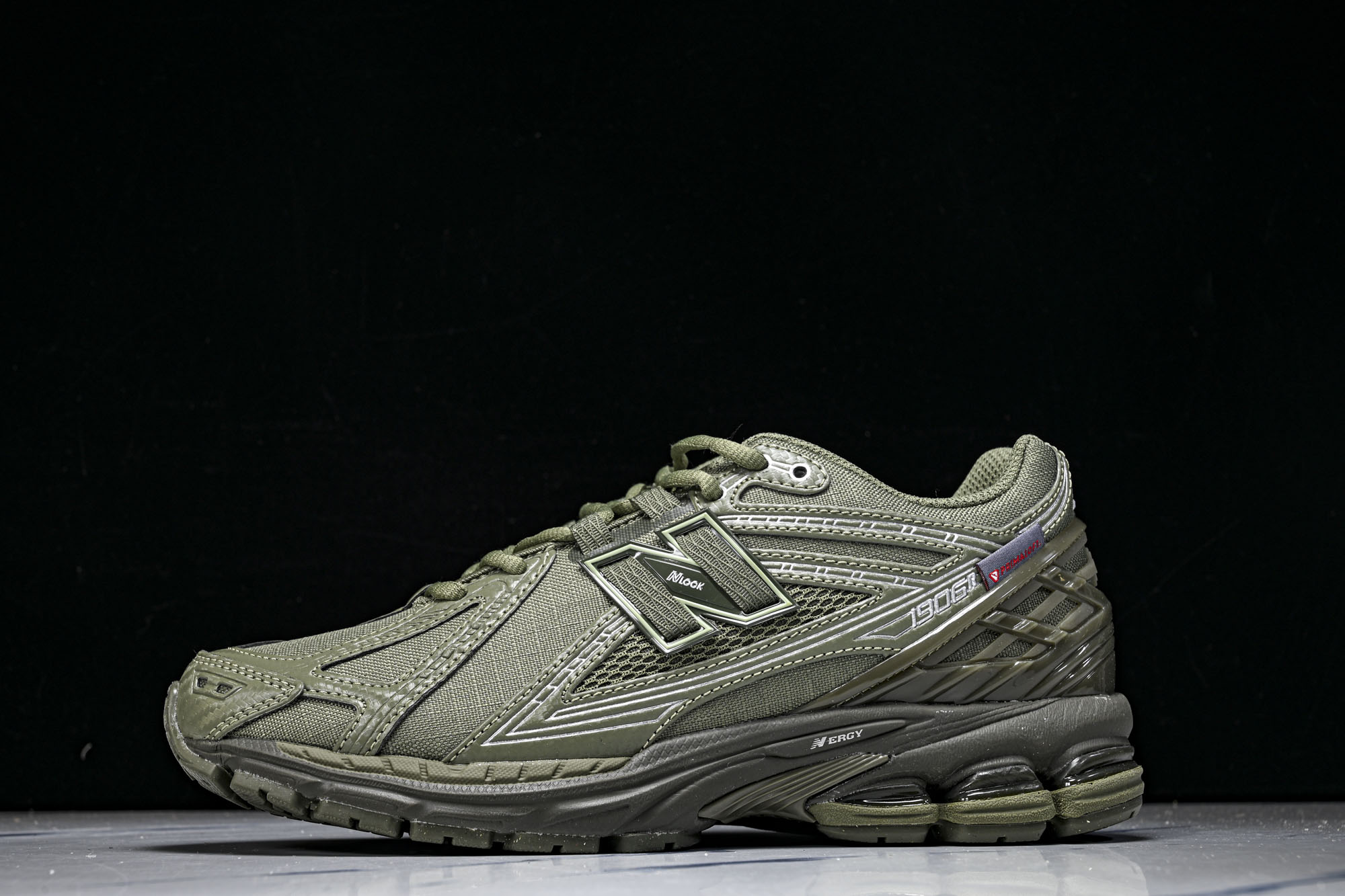 New Balance 1906系列复古老爹风休闲运动慢跑鞋 U1906ROG #YZ010✦鞋款灵感源