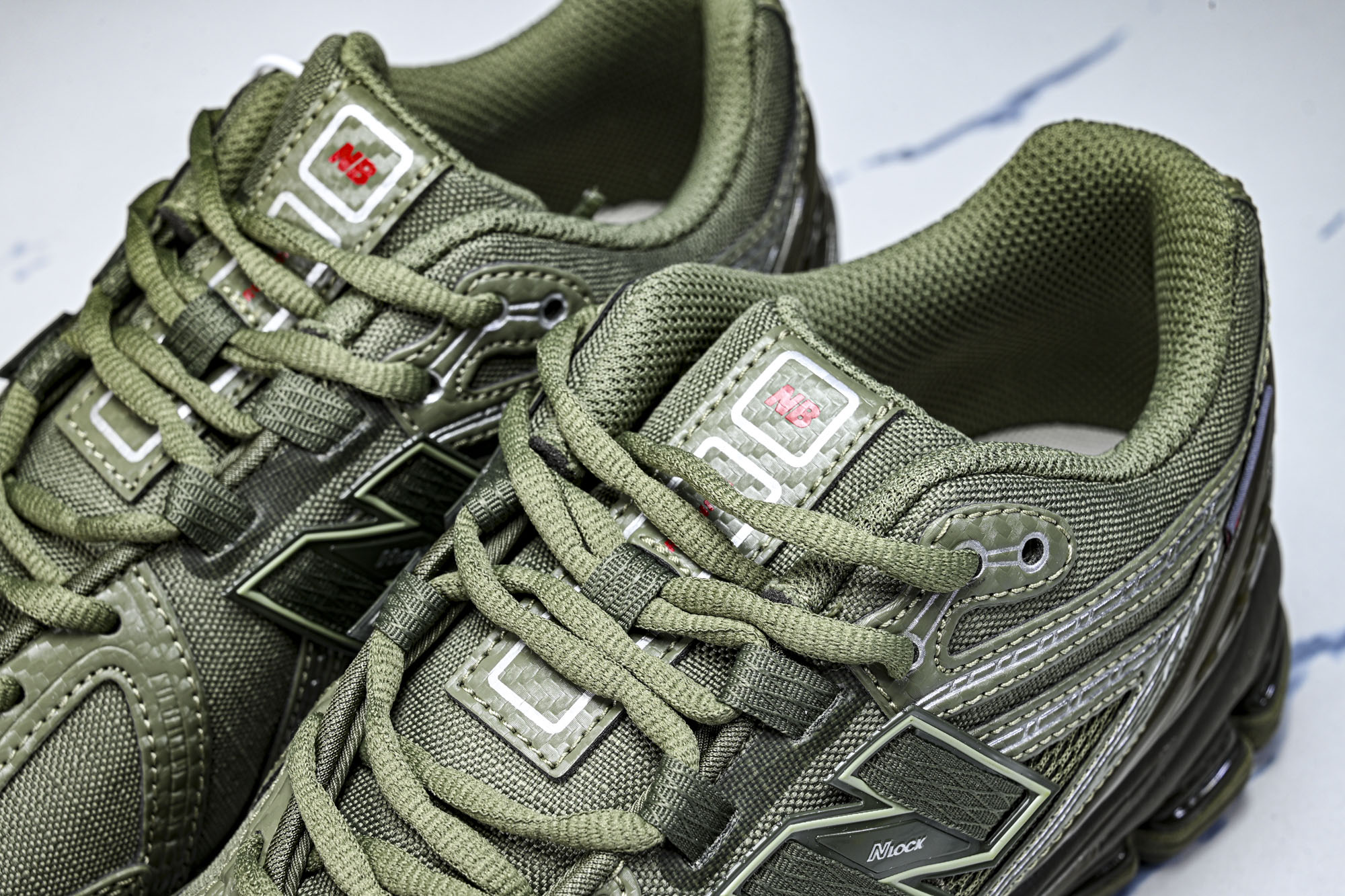 New Balance 1906系列复古老爹风休闲运动慢跑鞋 U1906ROG #YZ010✦鞋款灵感源