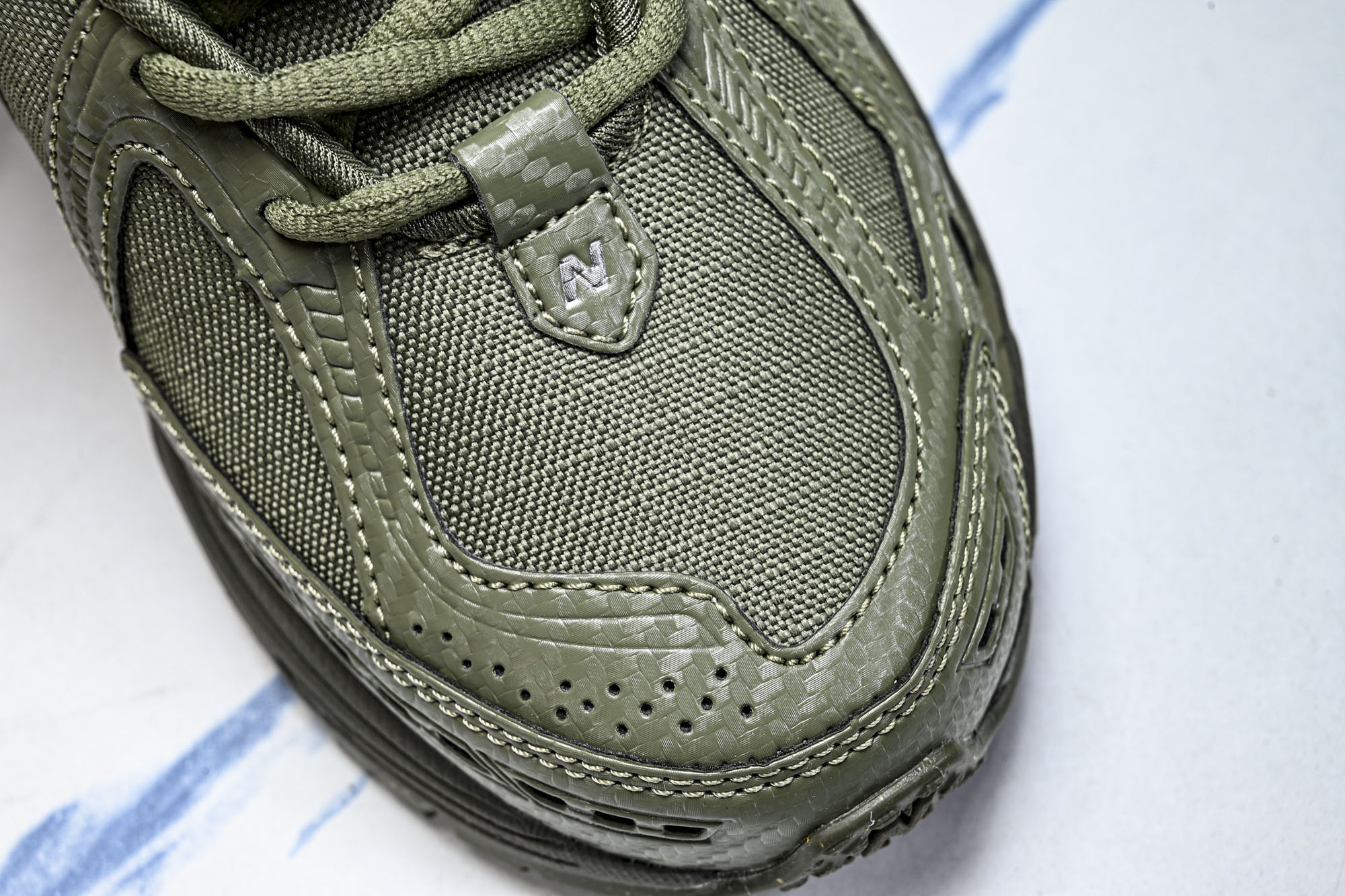 New Balance 1906系列复古老爹风休闲运动慢跑鞋 U1906ROG #YZ010✦鞋款灵感源