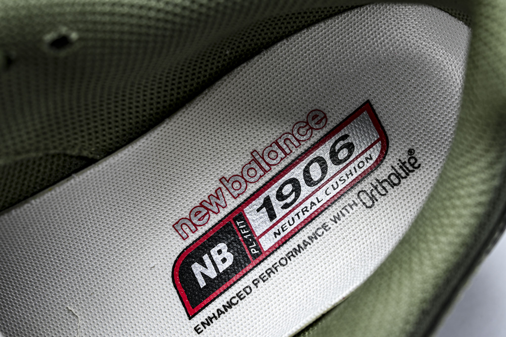 New Balance 1906系列复古老爹风休闲运动慢跑鞋 U1906ROG #YZ010✦鞋款灵感源