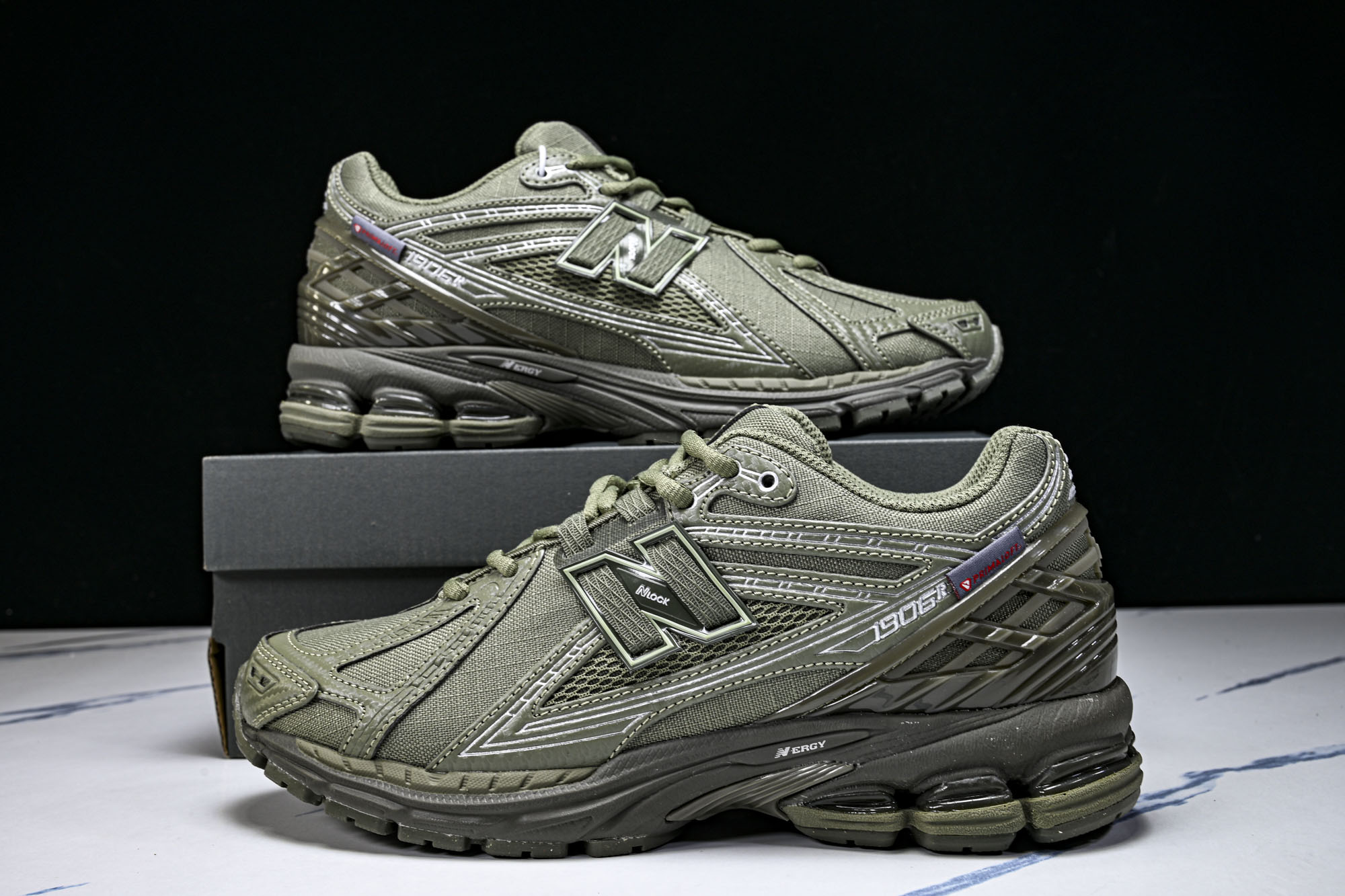 New Balance 1906系列复古老爹风休闲运动慢跑鞋 U1906ROG #YZ010✦鞋款灵感源
