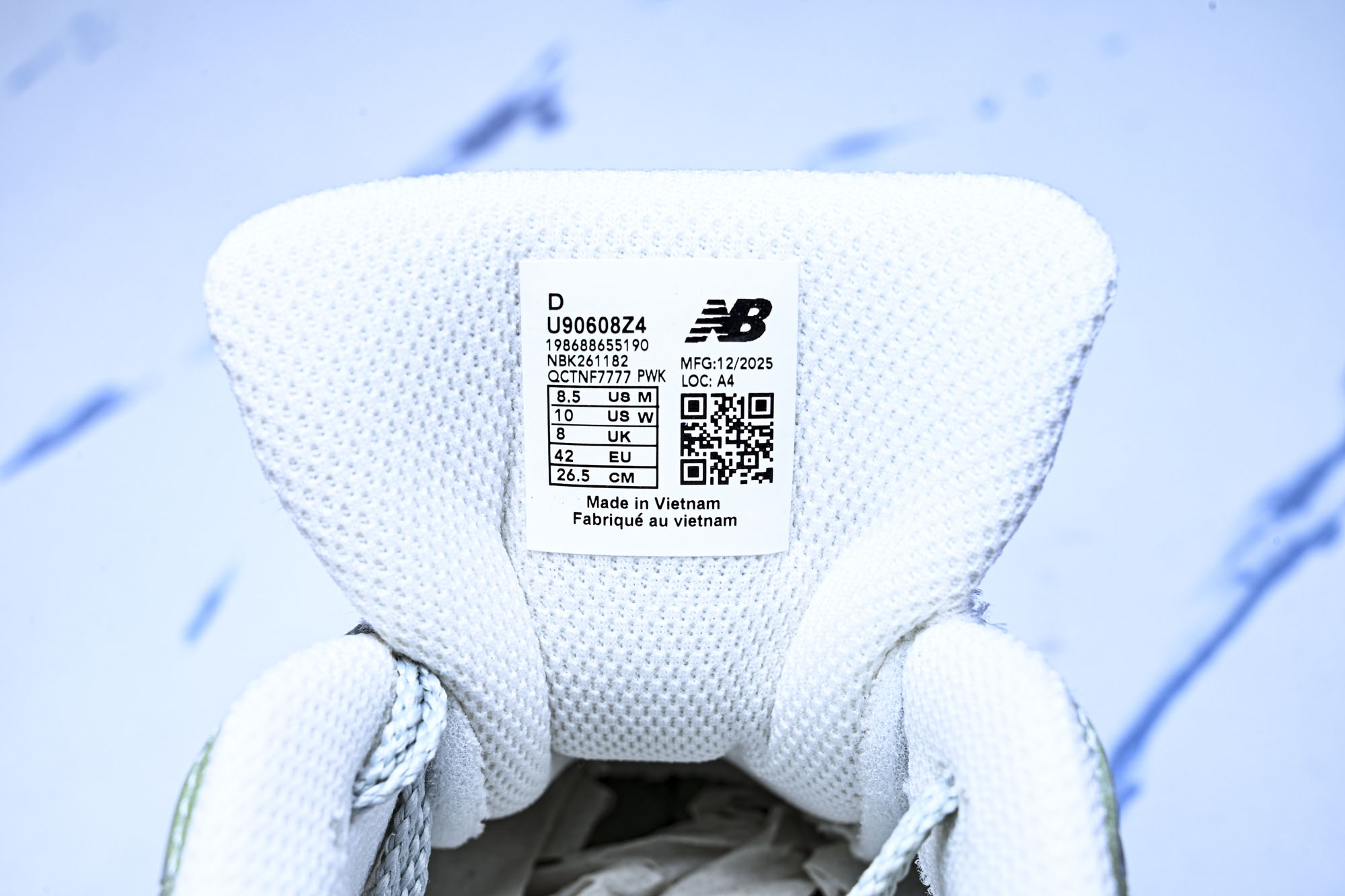 New Balance NB9060 联名款 复古休闲运动慢跑鞋 U90608Z4 #YZ039✦鞋款灵